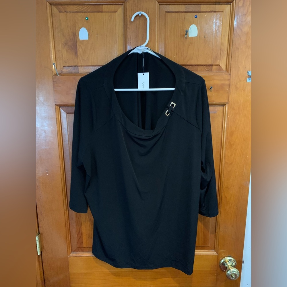 Women’s Calvin Klein all black blouse. Size XXL.